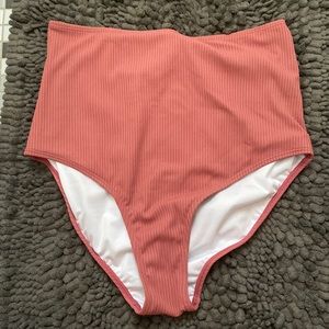 Livy & Kate high waisted swim bottoms - size large coral/pink color